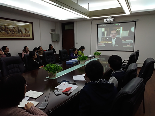 研究生过程装备与安全科学党支部学习党章(修正案)会议图片1.png 研究生过程装备与安全科学党支部学习党章(修正案)会议图片1.png